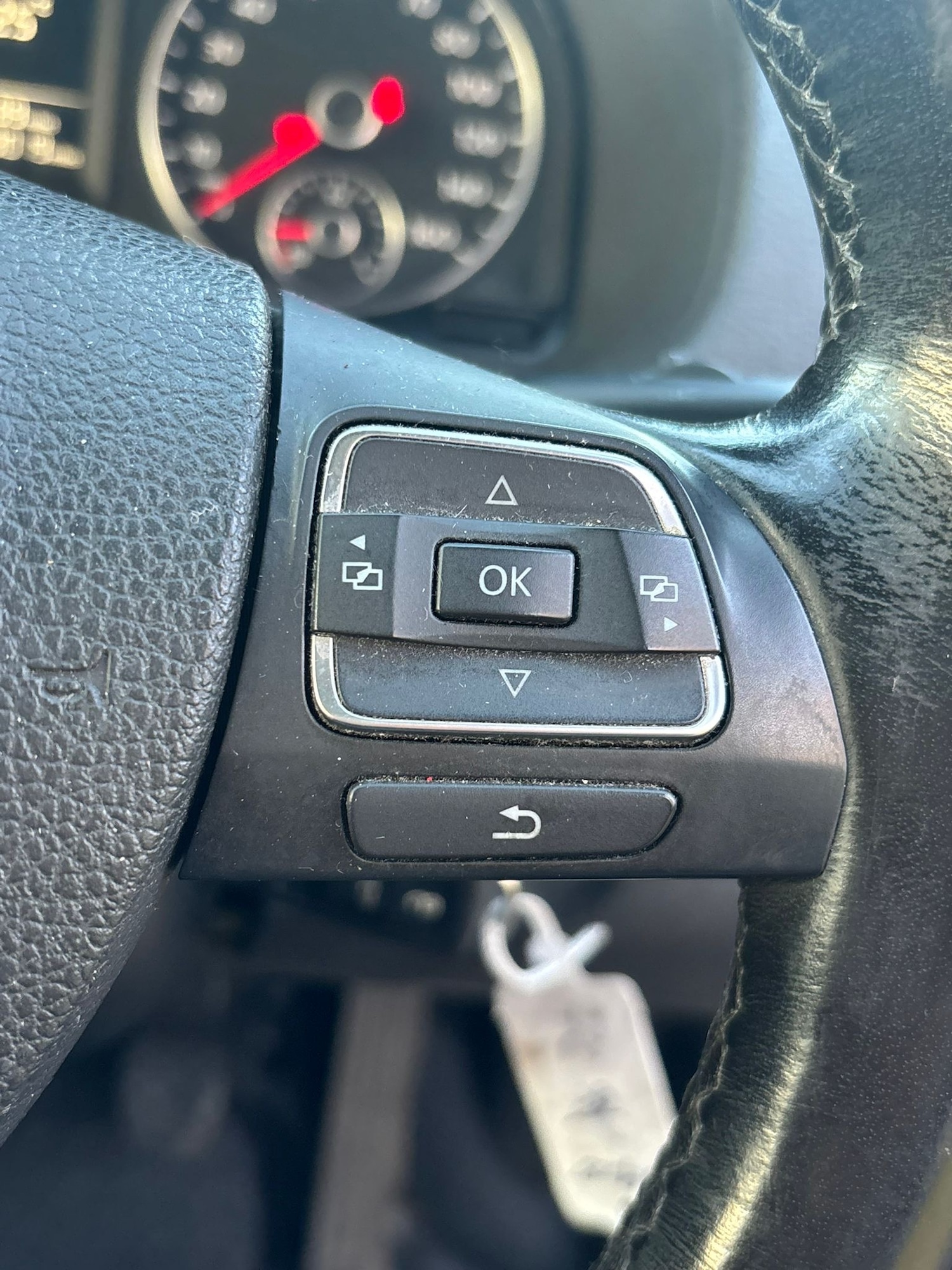 Used Volkswagen Caddy Maxi 2013 for sale - 76507314: Photo 17