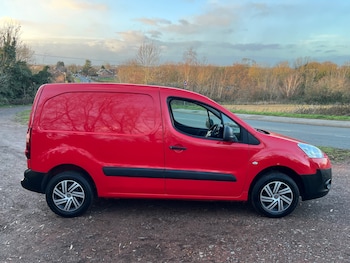 Used Peugeot Partner 2014 for sale - 76844700: Photo