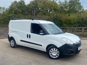 Used Vauxhall Combo 2017 for sale - 76234460: Photo