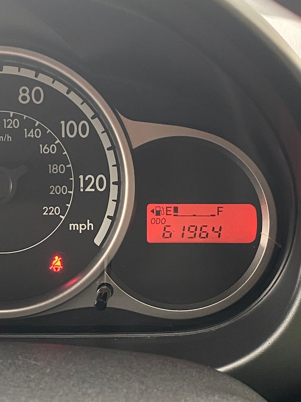 Used Mazda Mazda2 2012 for sale - 76171483: Photo 16