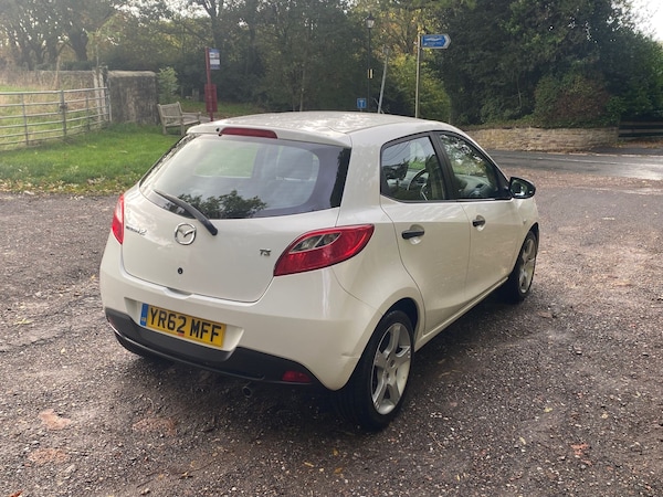 Used Mazda Mazda2 2012 for sale - 76171483: Photo 3