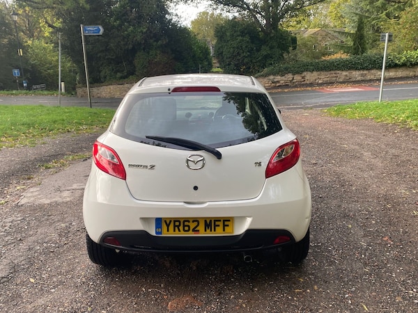 Used Mazda Mazda2 2012 for sale - 76171483: Photo 4