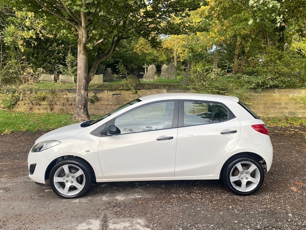 Used Mazda Mazda2 2012 for sale - 76171483: Photo 6