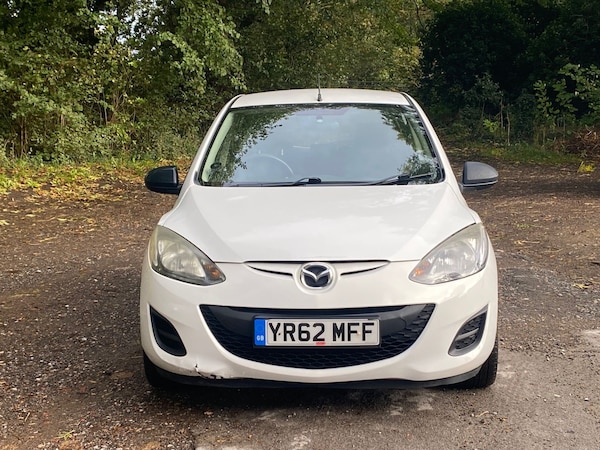 Used Mazda Mazda2 2012 for sale - 76171483: Photo 8