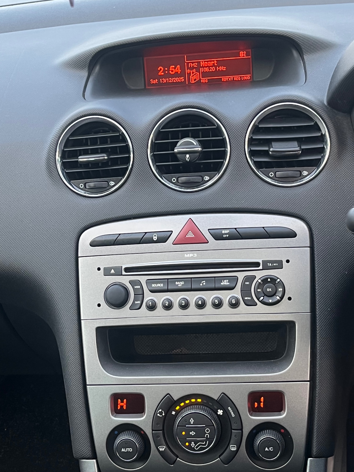 Used Peugeot 308 2009 for sale - 76935429: Photo 20