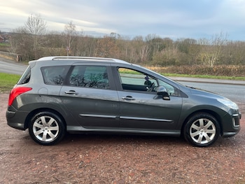 Used Peugeot 308 2009 for sale - 76935429: Photo