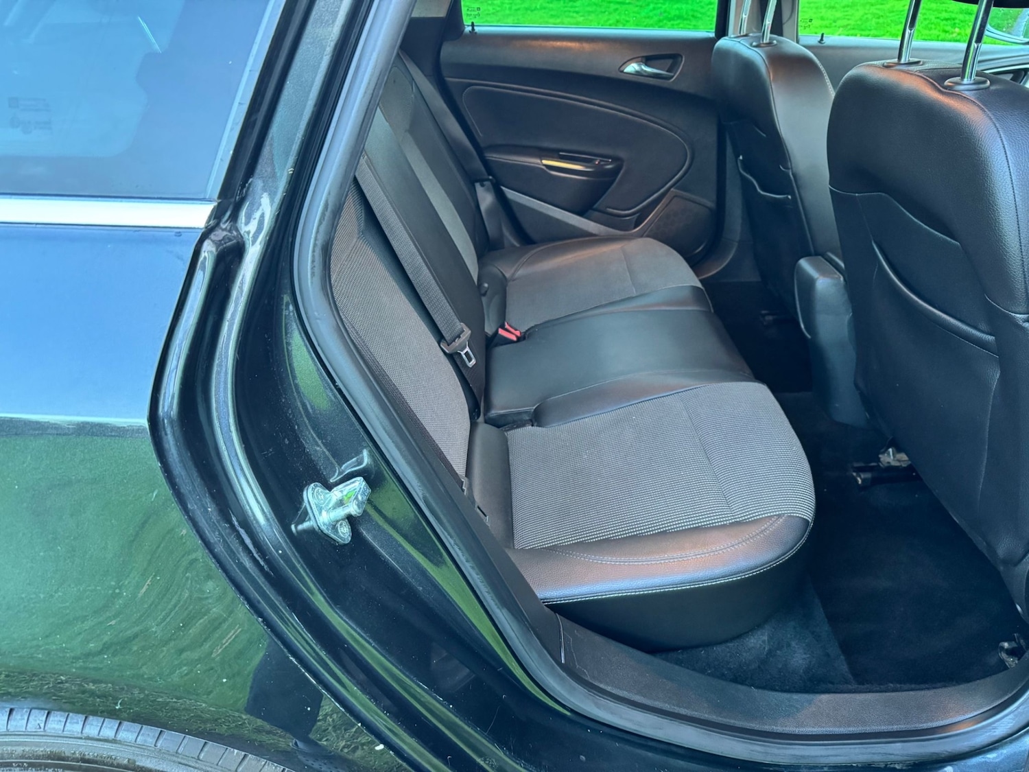 Used Vauxhall Astra 2013 for sale - 77432673: Photo 10