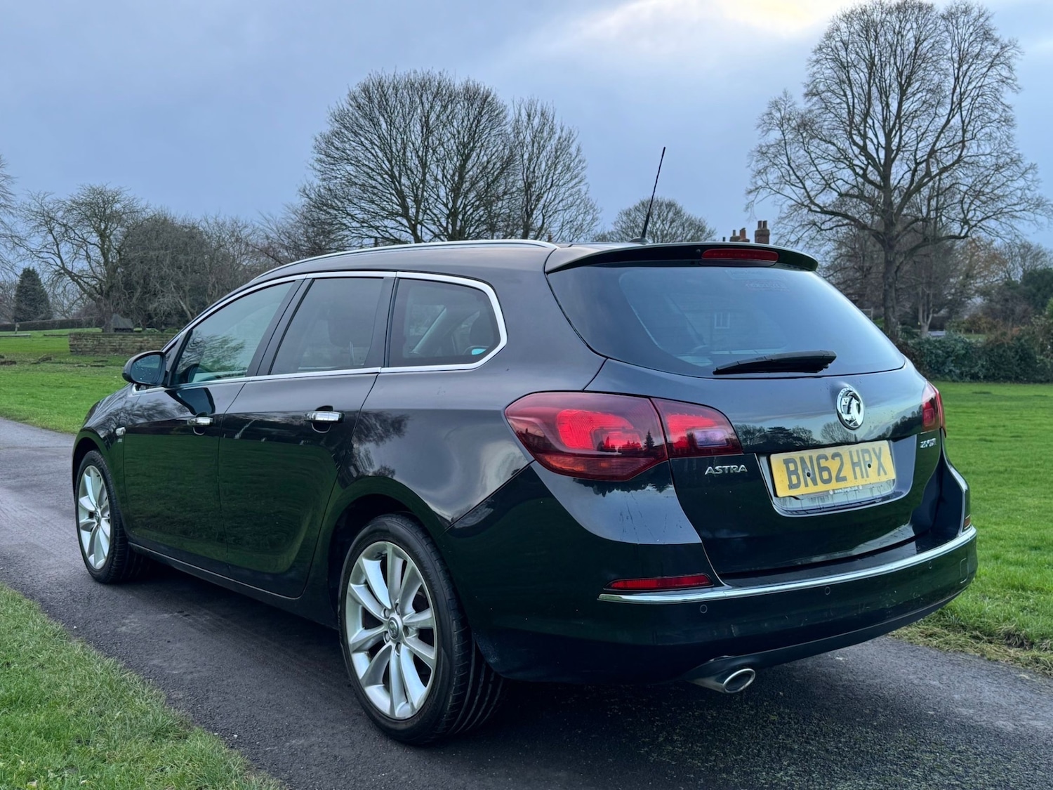 Used Vauxhall Astra 2013 for sale - 77432673: Photo 5