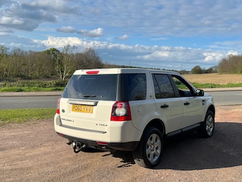 Used Land Rover Freelander 2010 for sale - 78314517: Photo