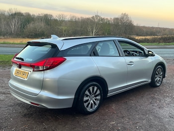 Used Honda Civic 2015 for sale - 76897226: Photo