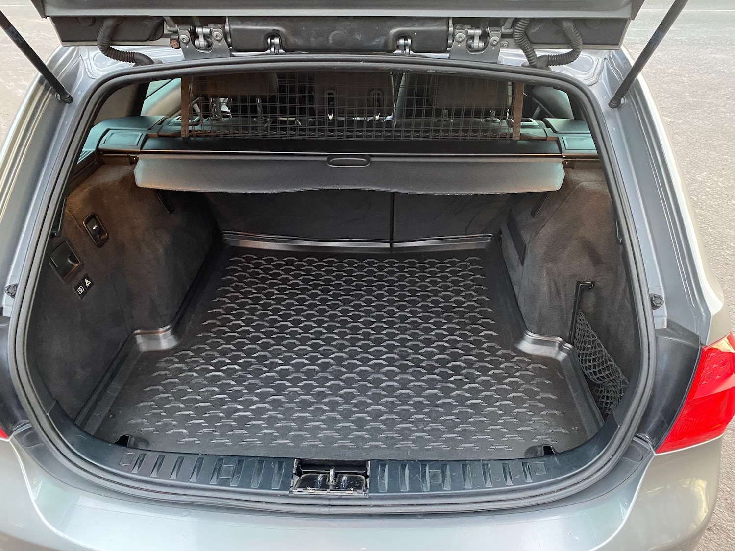 Used BMW 3 Series 2011 for sale - 76974661: Photo 13