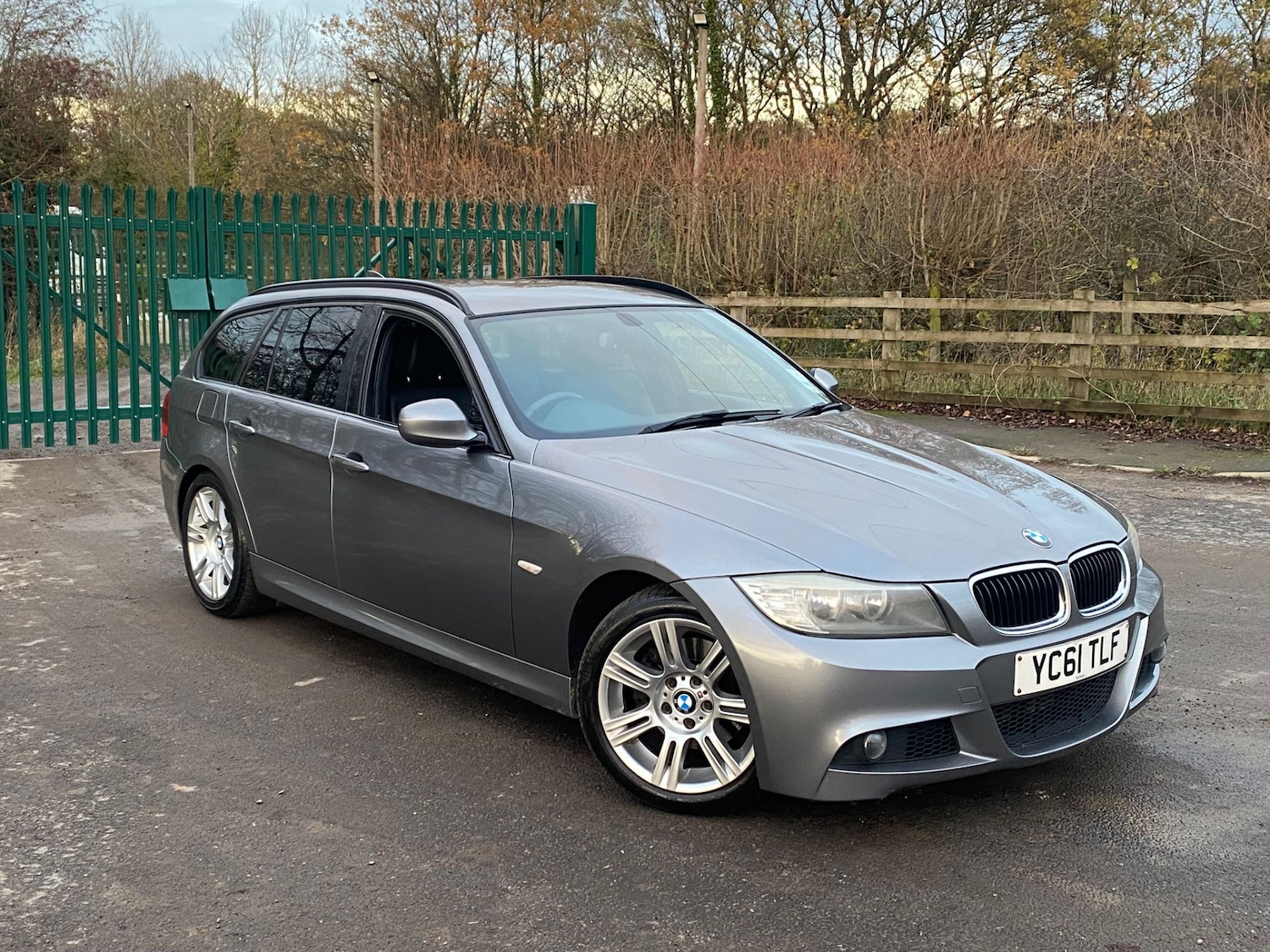 Used BMW 3 Series 2011 for sale - 76974661: Photo 2