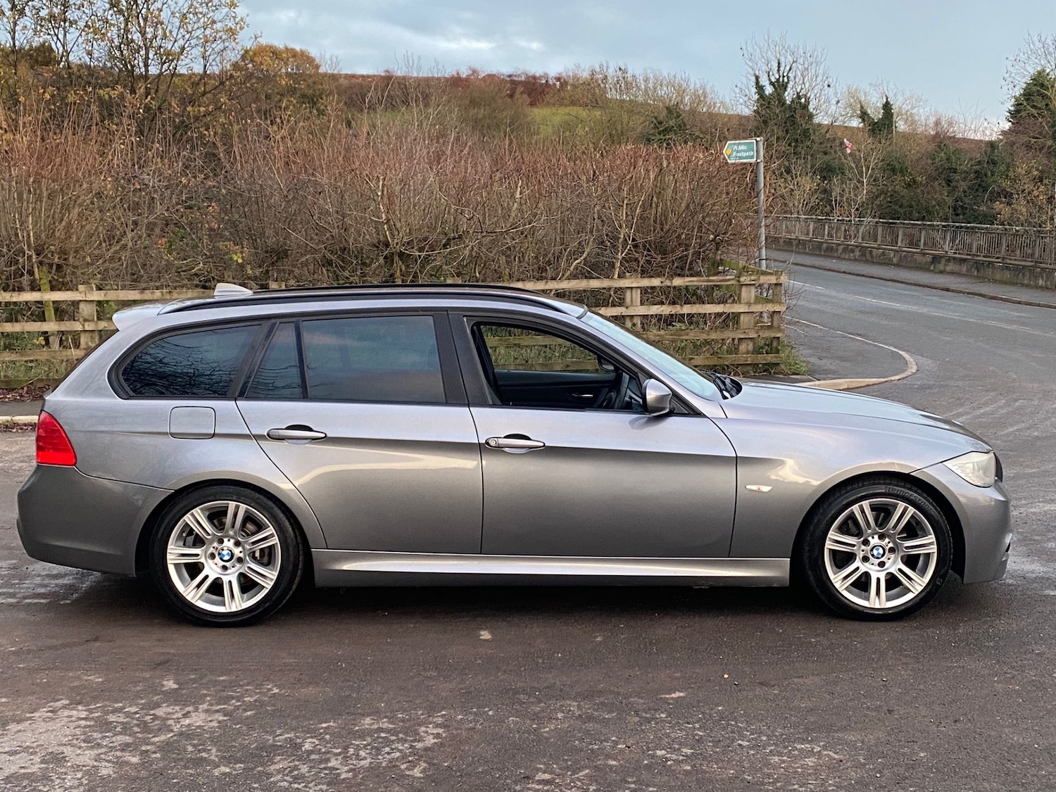 Used BMW 3 Series 2011 for sale - 76974661: Photo 3