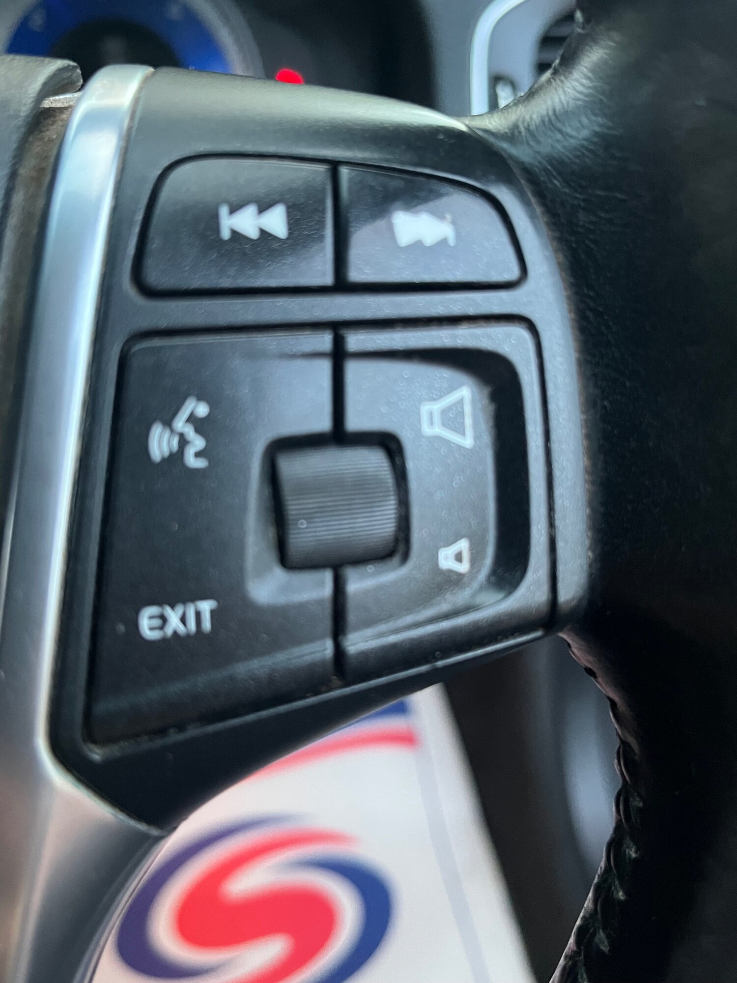 Used Volvo V60 2011 for sale - 77731916: Photo 17