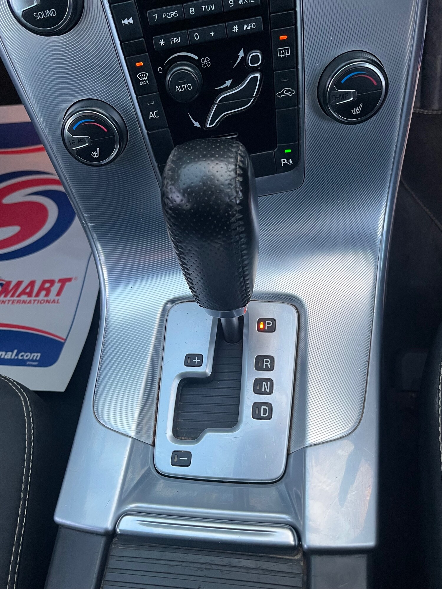 Used Volvo V60 2011 for sale - 77731916: Photo 19