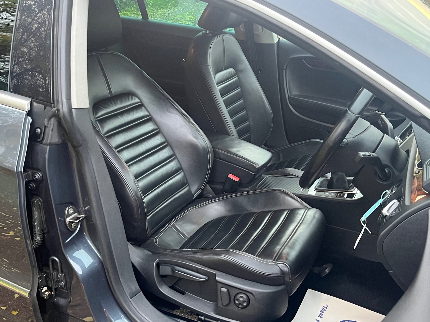 Used Volkswagen Passat 2011 for sale - 76479532: Photo 11