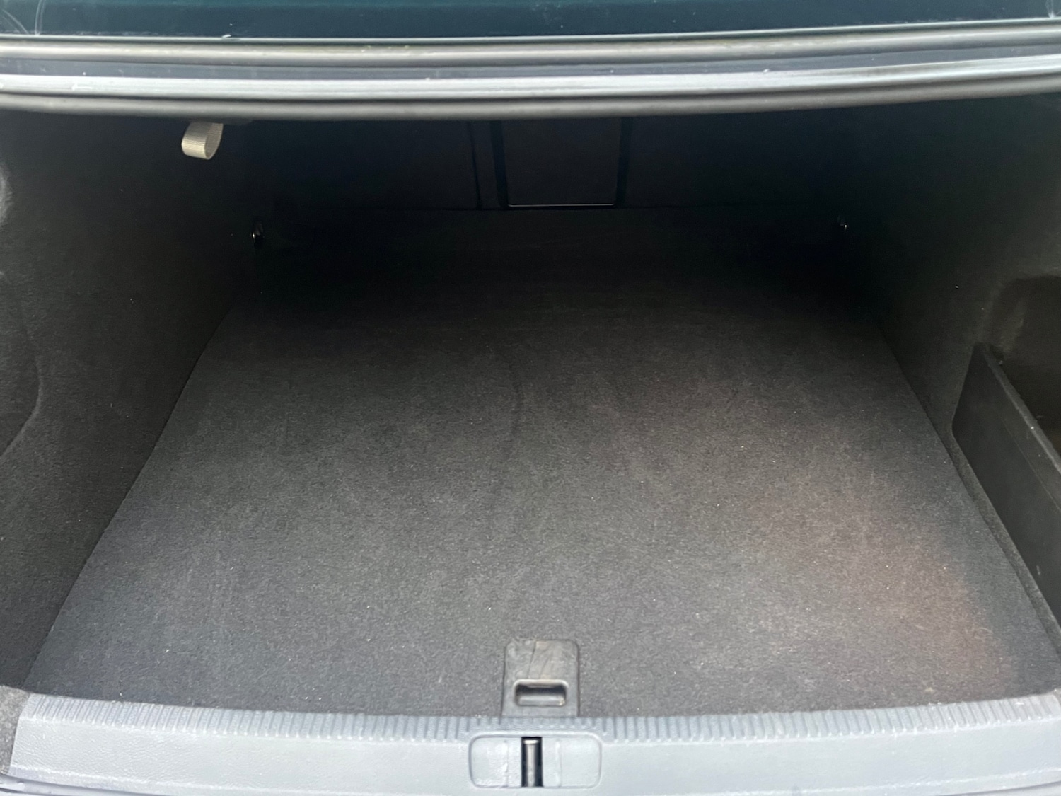 Used Volkswagen Passat 2011 for sale - 76479532: Photo 14