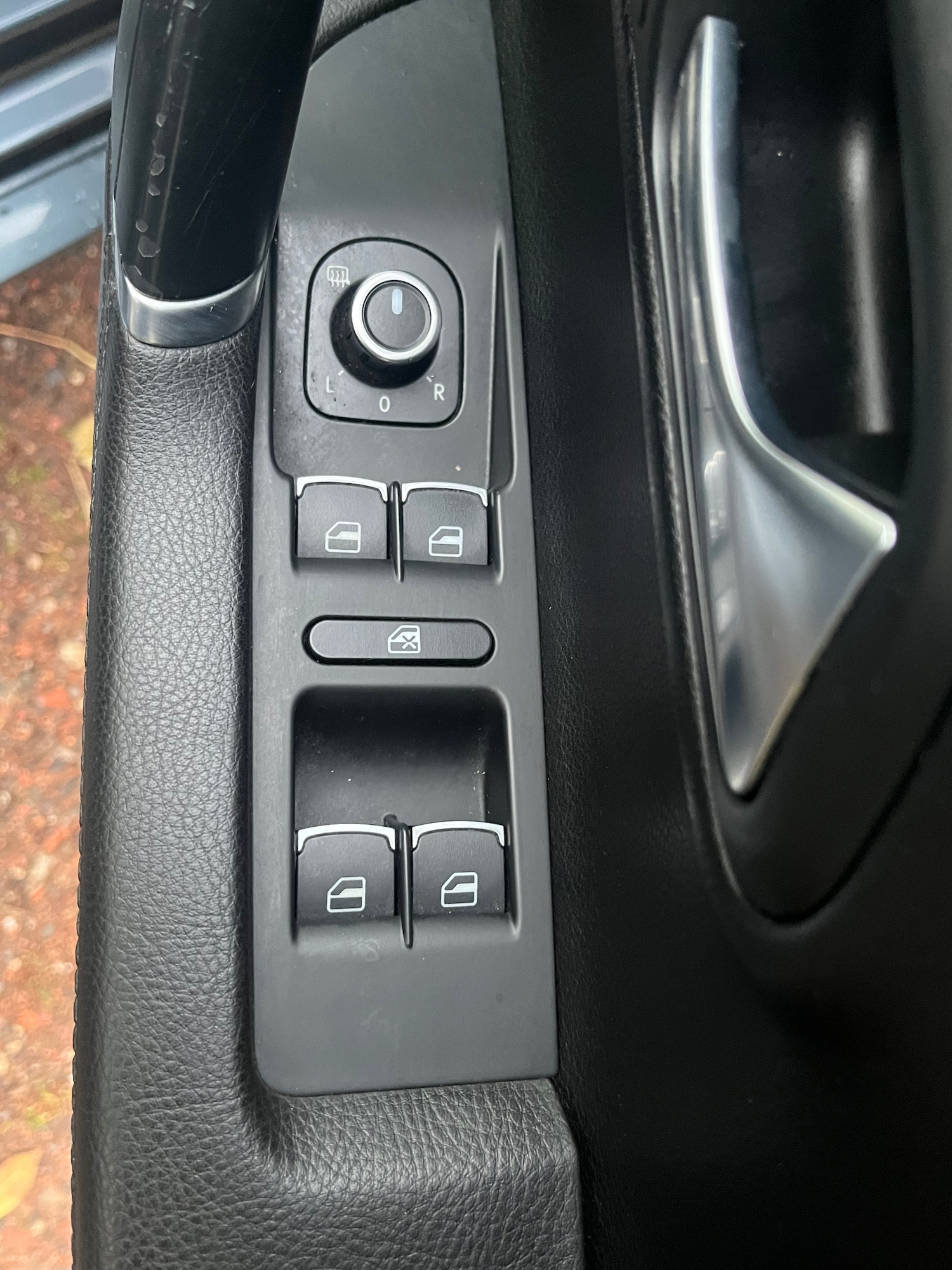 Used Volkswagen Passat 2011 for sale - 76479532: Photo 17