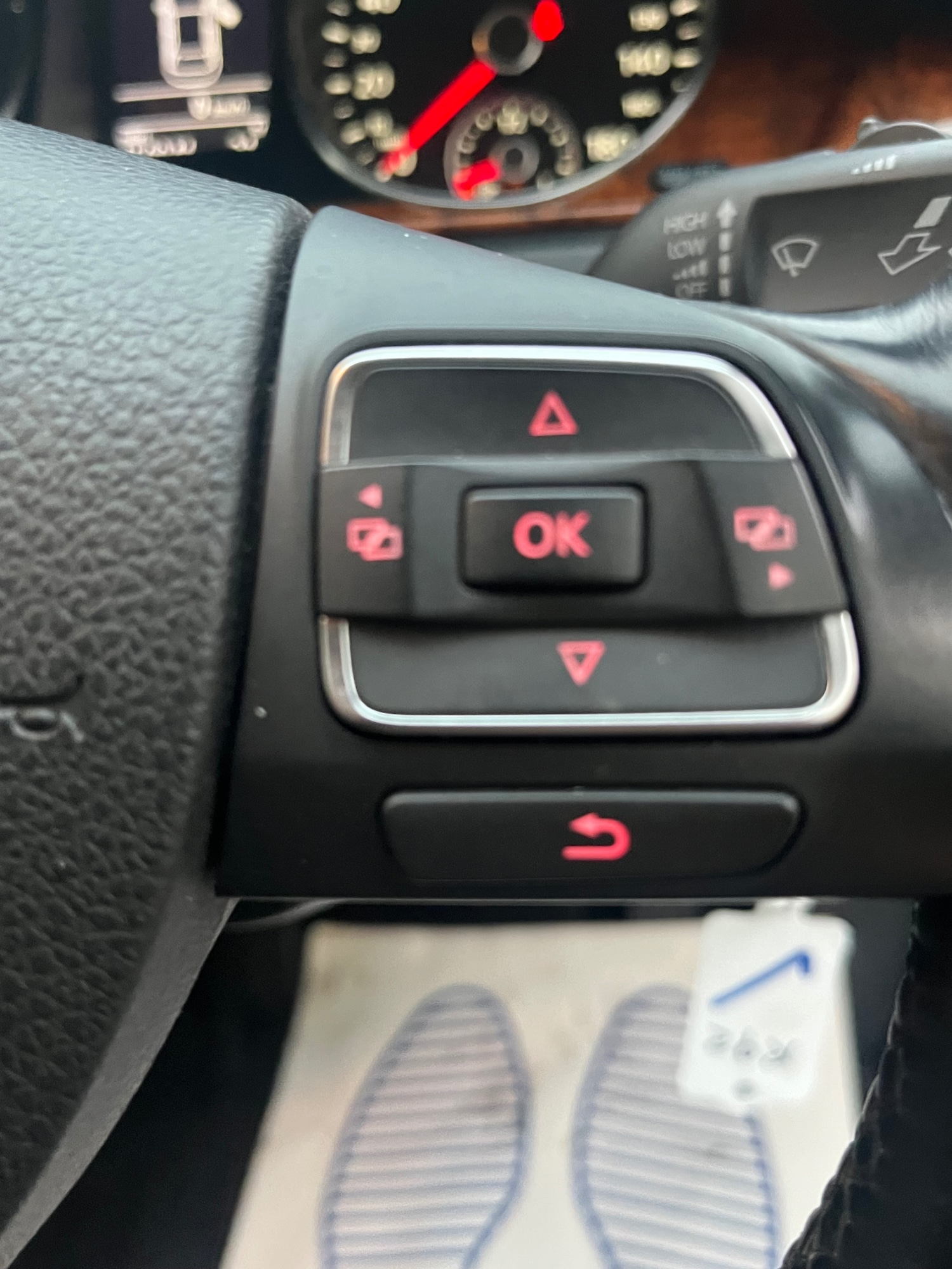 Used Volkswagen Passat 2011 for sale - 76479532: Photo 20