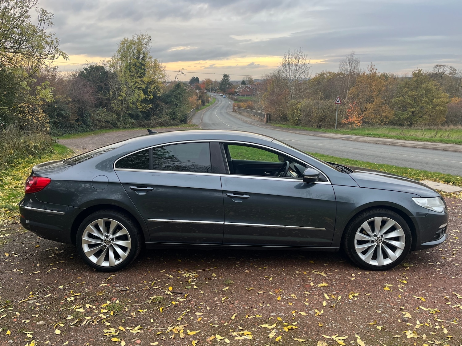Used Volkswagen Passat 2011 for sale - 76479532: Photo 3