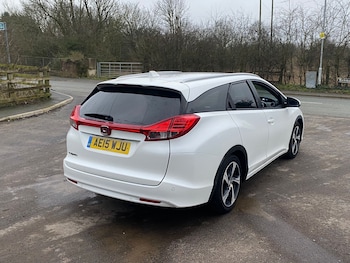 Used Honda Civic 2015 for sale - 77731143: Photo