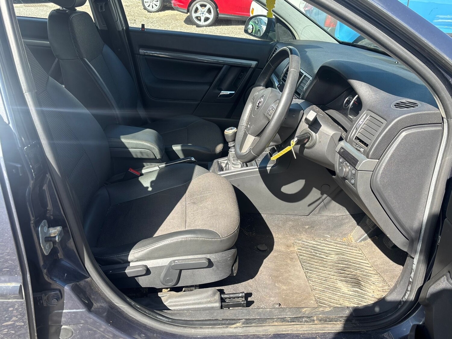 Used Vauxhall Vectra 2007 for sale - 78219085: Photo 10