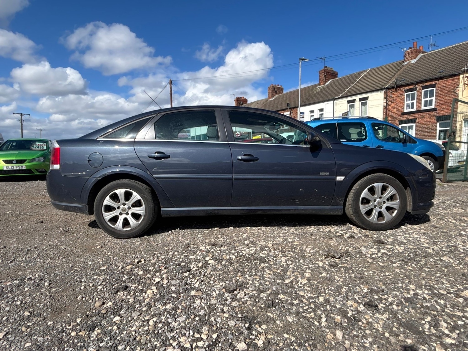 Used Vauxhall Vectra 2007 for sale - 78219085: Photo 2