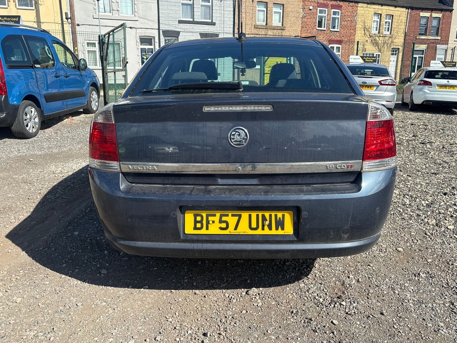 Used Vauxhall Vectra 2007 for sale - 78219085: Photo 4
