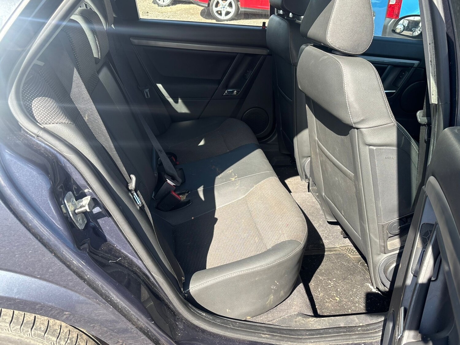 Used Vauxhall Vectra 2007 for sale - 78219085: Photo 9