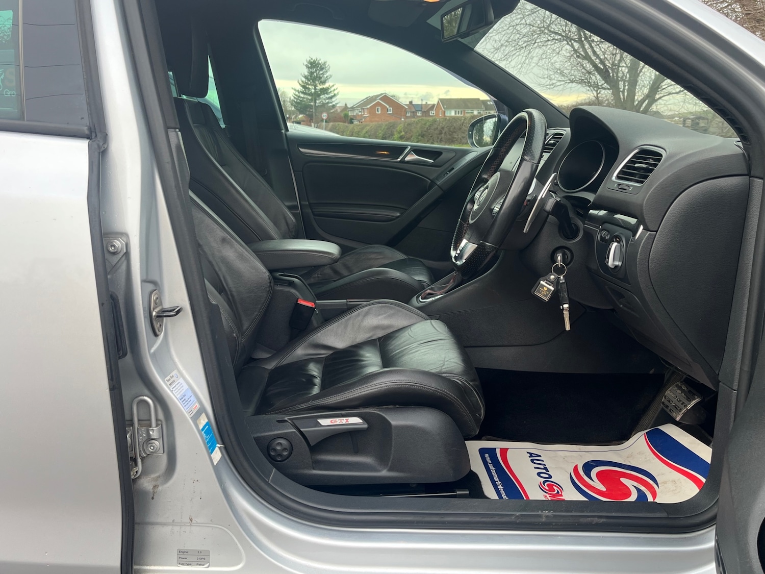 Used Volkswagen Golf 2009 for sale - 77027855: Photo 12