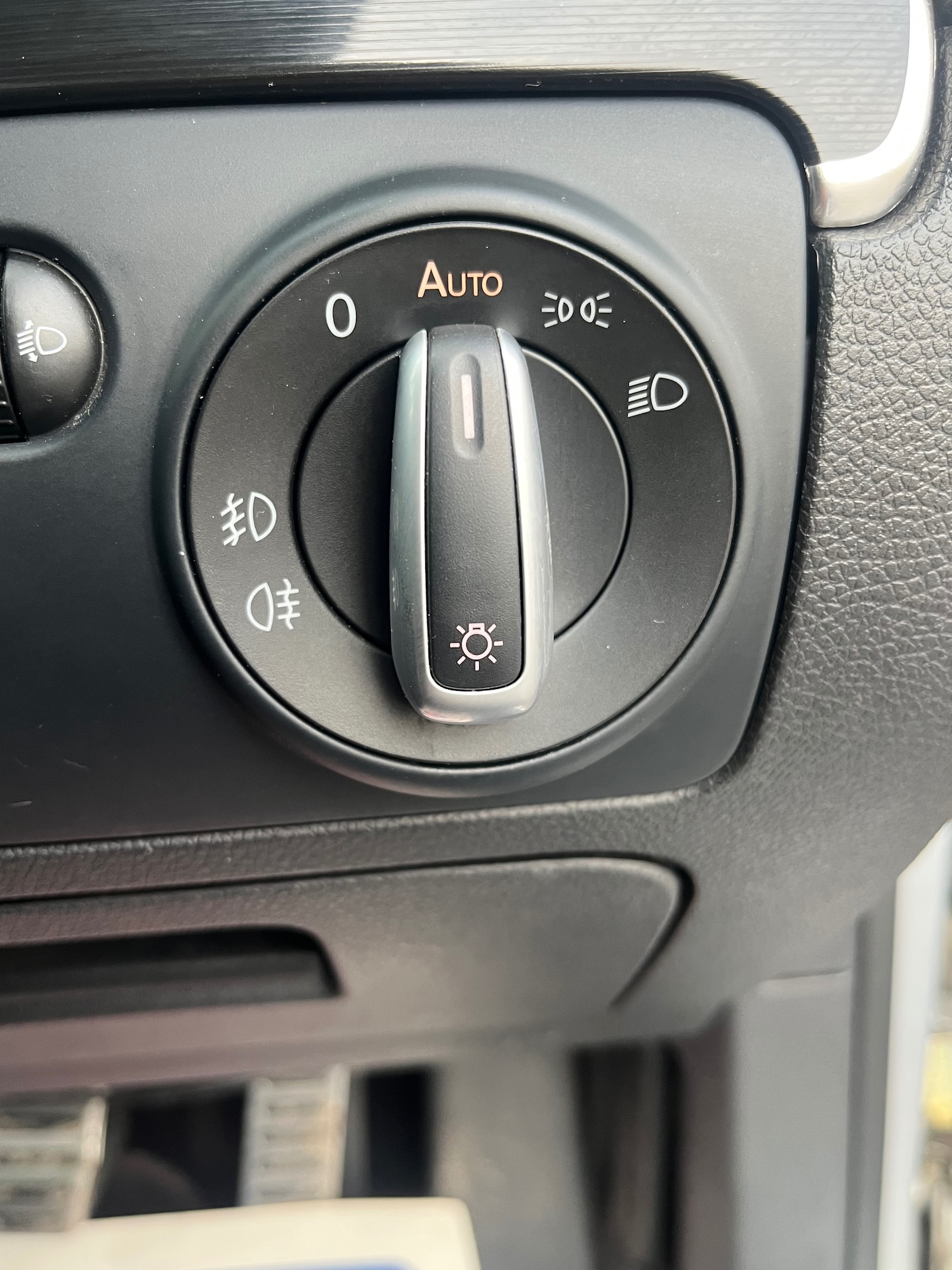 Used Volkswagen Golf 2009 for sale - 77027855: Photo 19