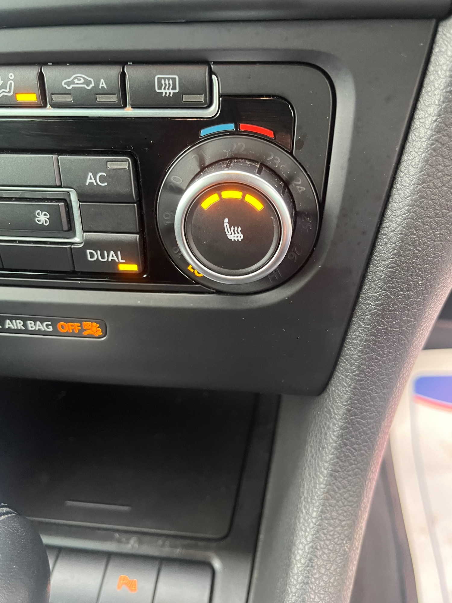 Used Volkswagen Golf 2009 for sale - 77027855: Photo 23