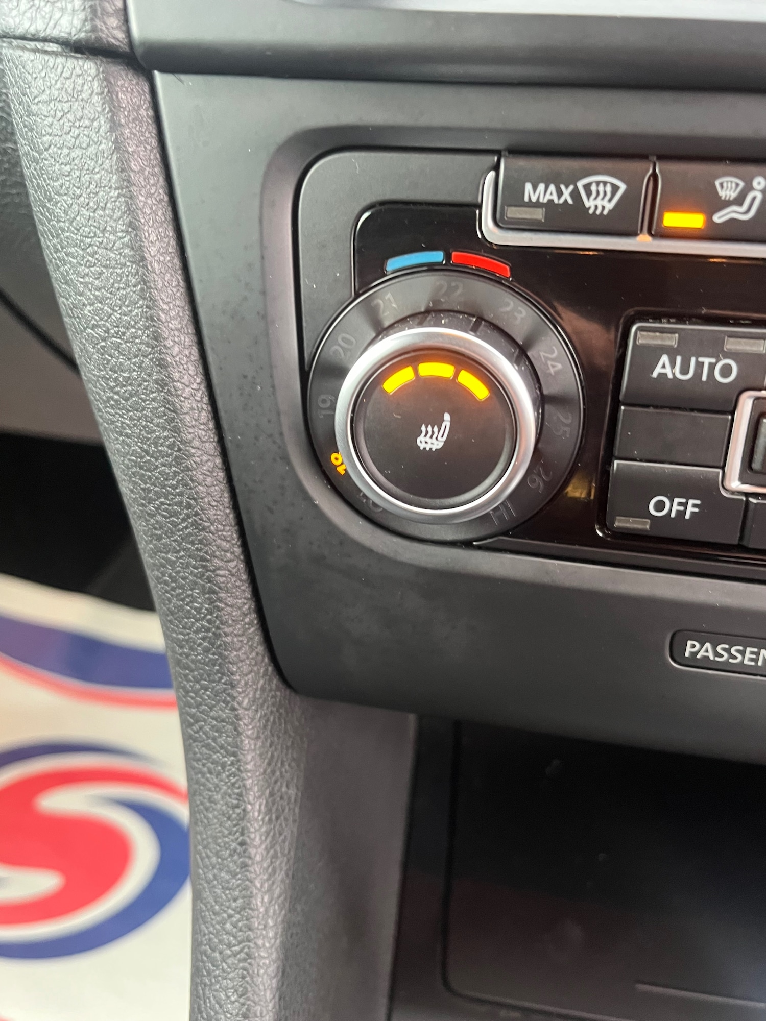 Used Volkswagen Golf 2009 for sale - 77027855: Photo 24