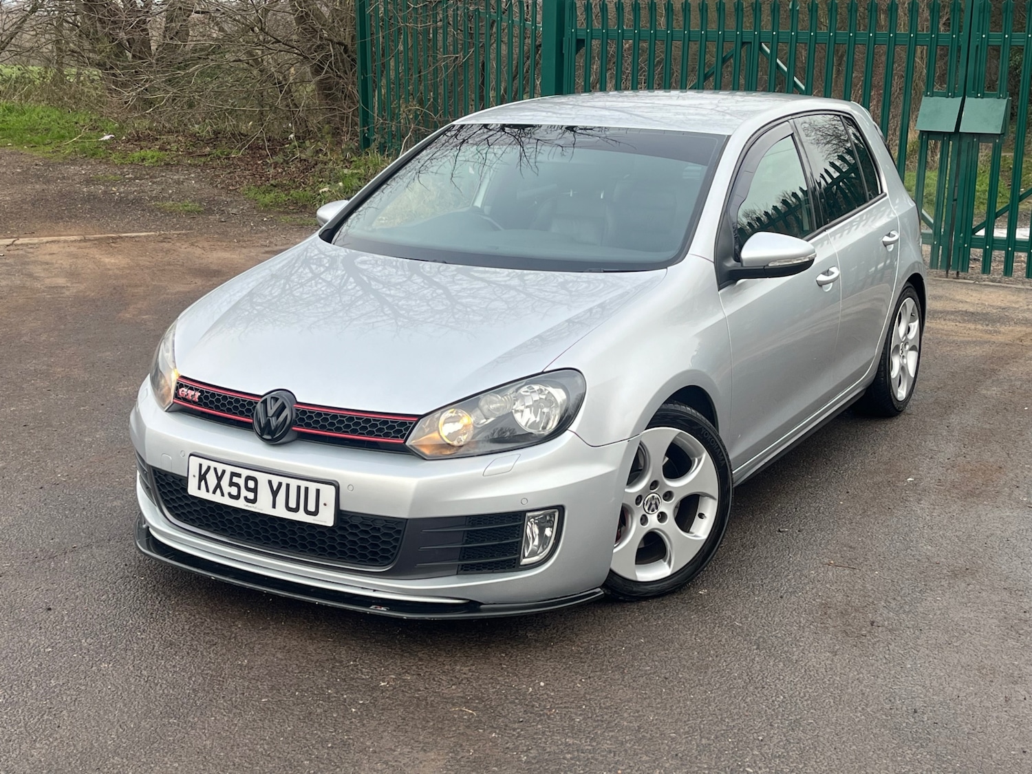 Used Volkswagen Golf 2009 for sale - 77027855: Photo 9