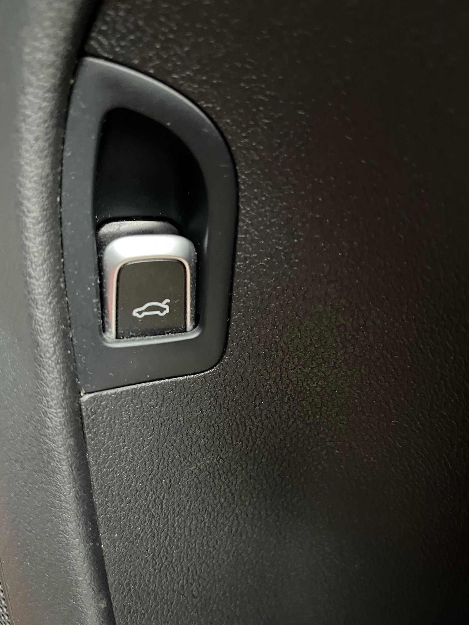 Used Audi A4 2015 for sale - 76897231: Photo 17