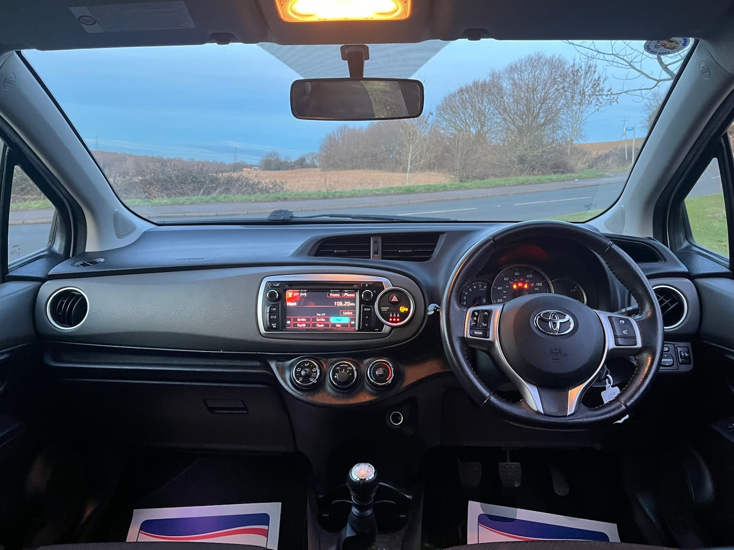 Used Toyota Yaris 2012 for sale - 77129727: Photo 12