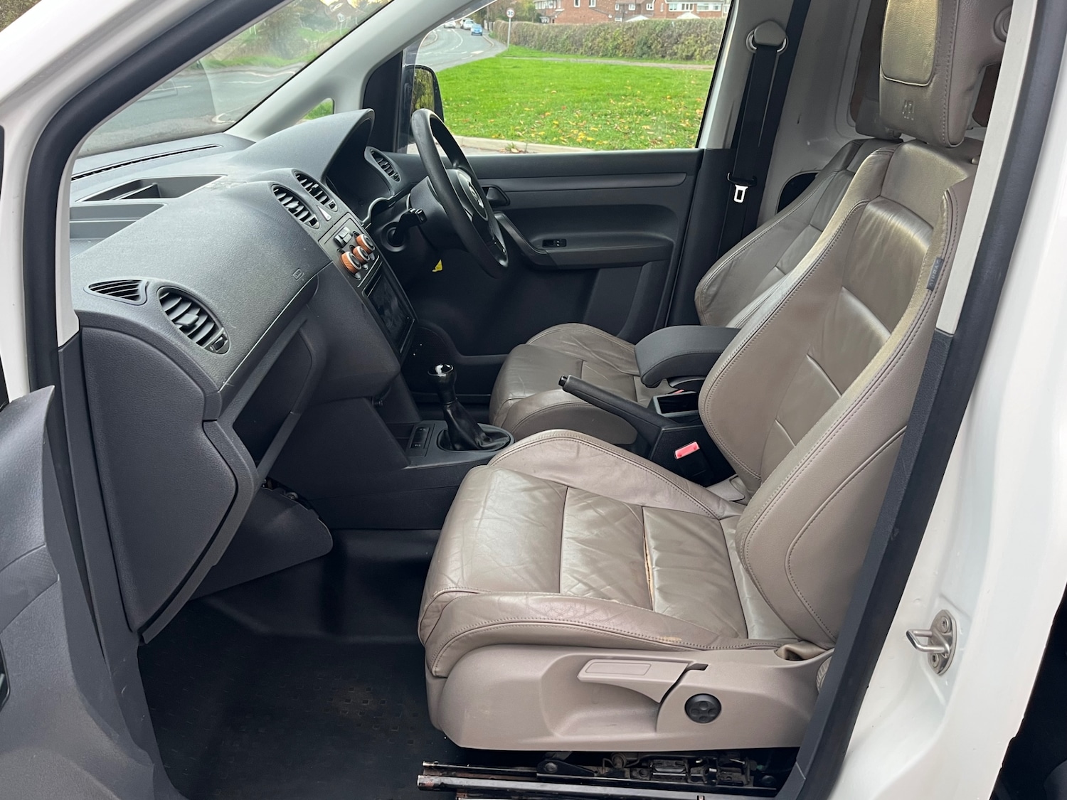 Used Volkswagen Caddy 2012 for sale - 76348660: Photo 12