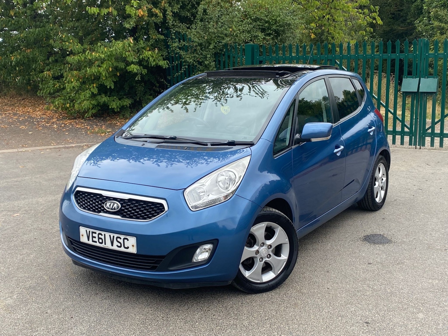 Used Kia Venga 2012 for sale - 76566461: Photo 10