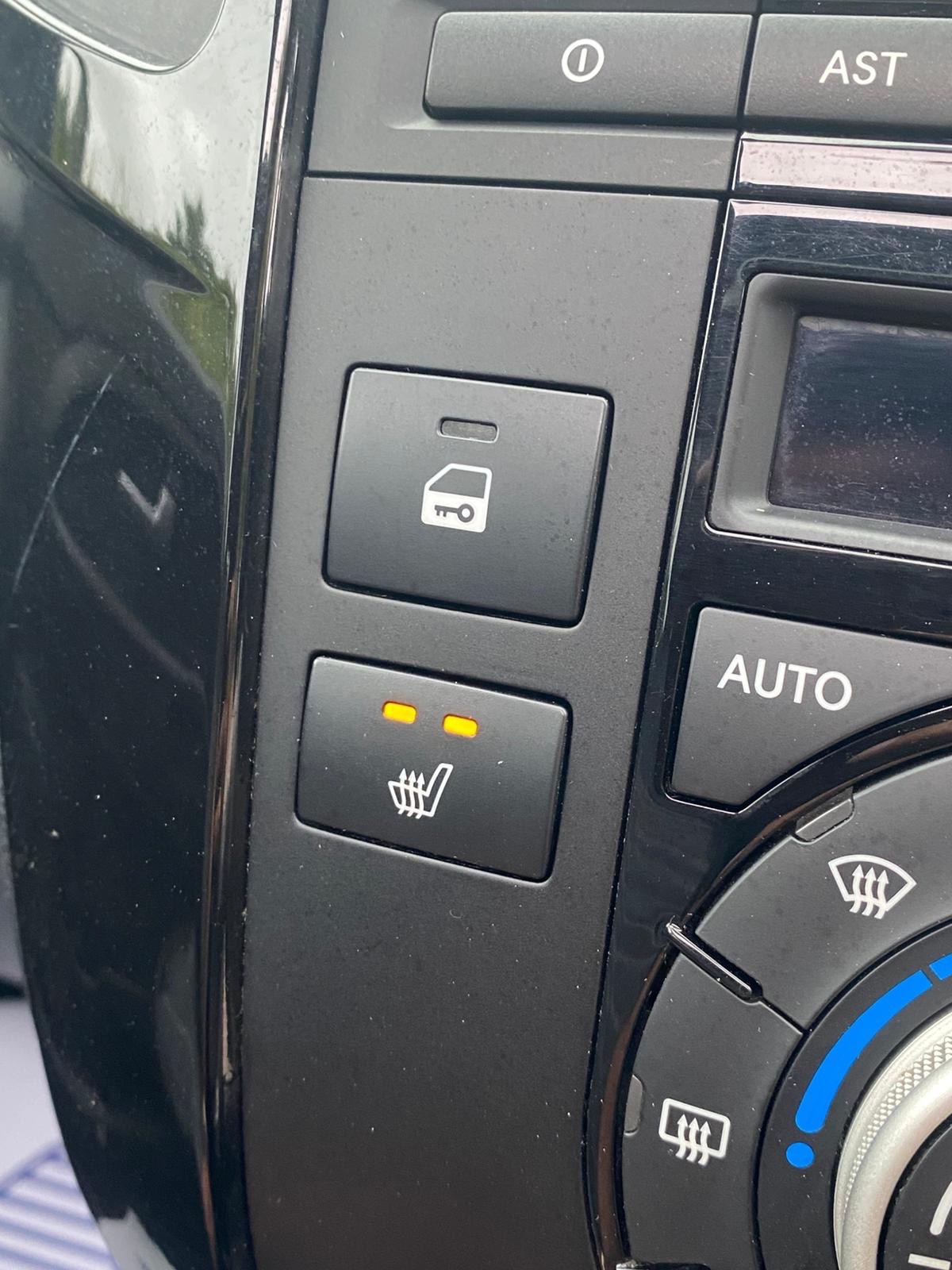 Used Kia Venga 2012 for sale - 76566461: Photo 24