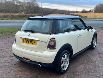Used MINI Hatch 2009 for sale - 76974592: Photo