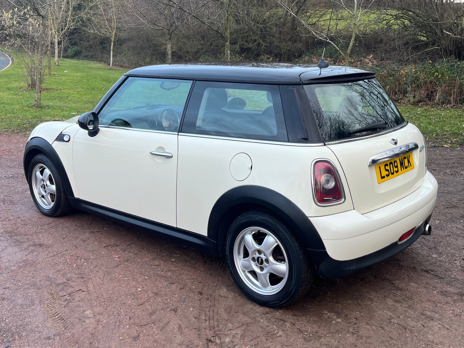 Used MINI Hatch 2009 for sale - 76974592: Photo 6