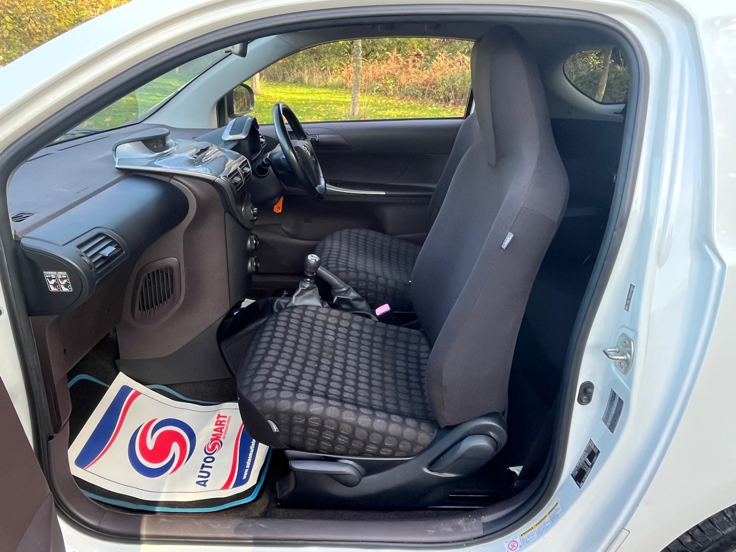 Used Toyota IQ 2009 for sale - 76243917: Photo 18