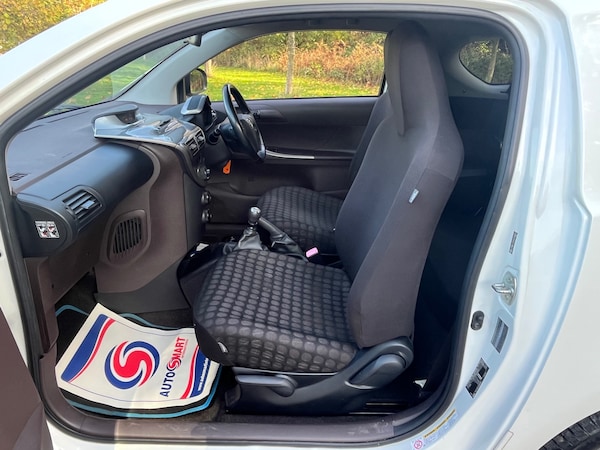 Used Toyota IQ 2009 for sale - 76243917: Photo 18