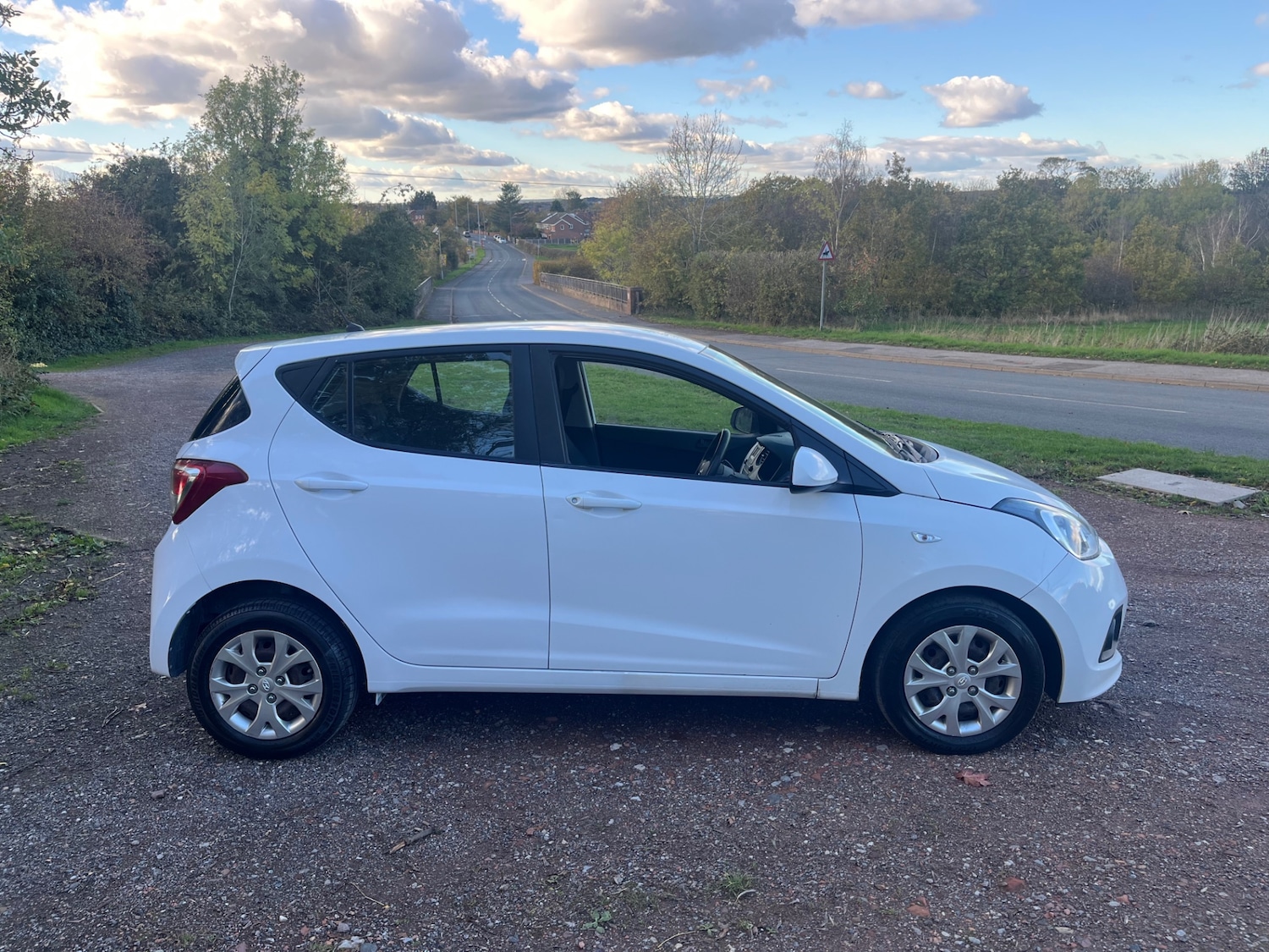 Used Hyundai i10 2015 for sale - 76375029: Photo 3