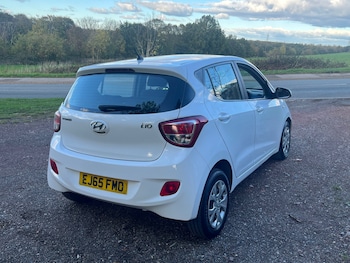 Used Hyundai i10 2015 for sale - 76375029: Photo