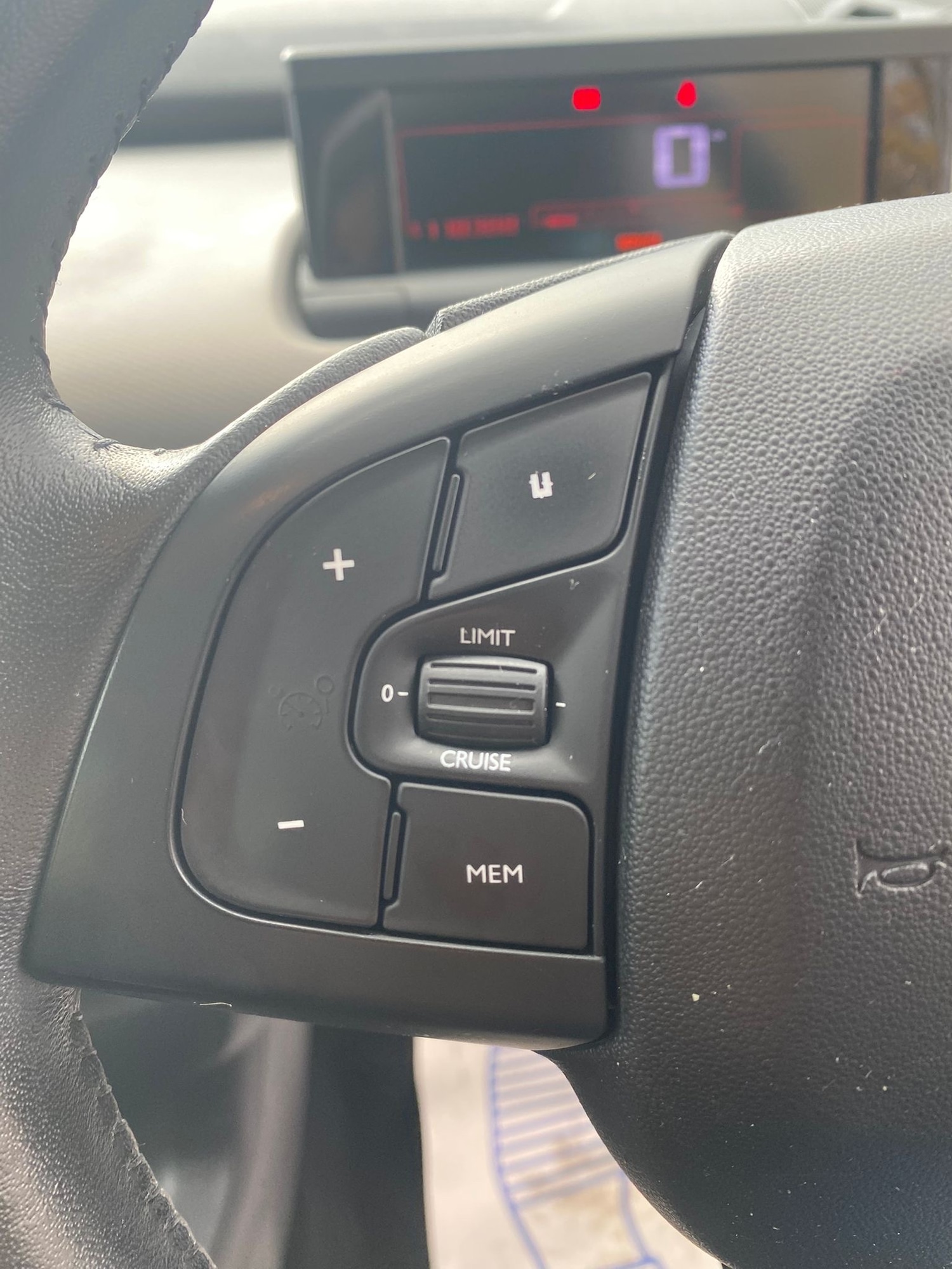 Used Citroen C4 Cactus 2015 for sale - 77118779: Photo 18