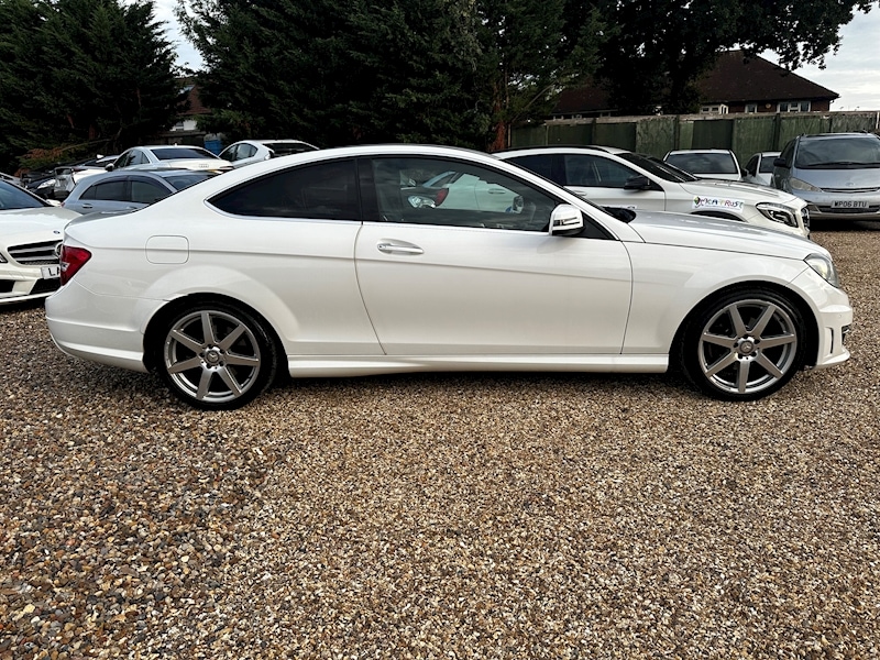 Used Mercedes-Benz C Class 2023 for sale - 77034537: Photo 8