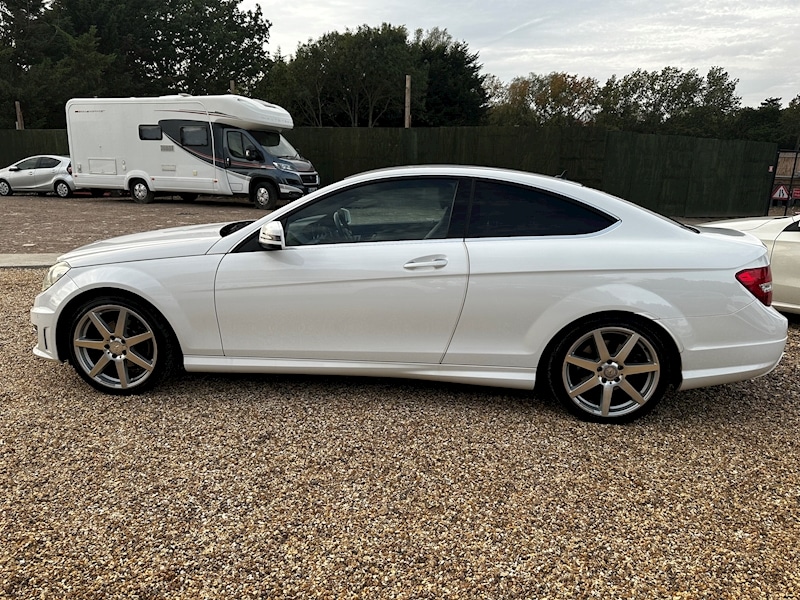 Used Mercedes-Benz C Class 2023 for sale - 77034537: Photo 9