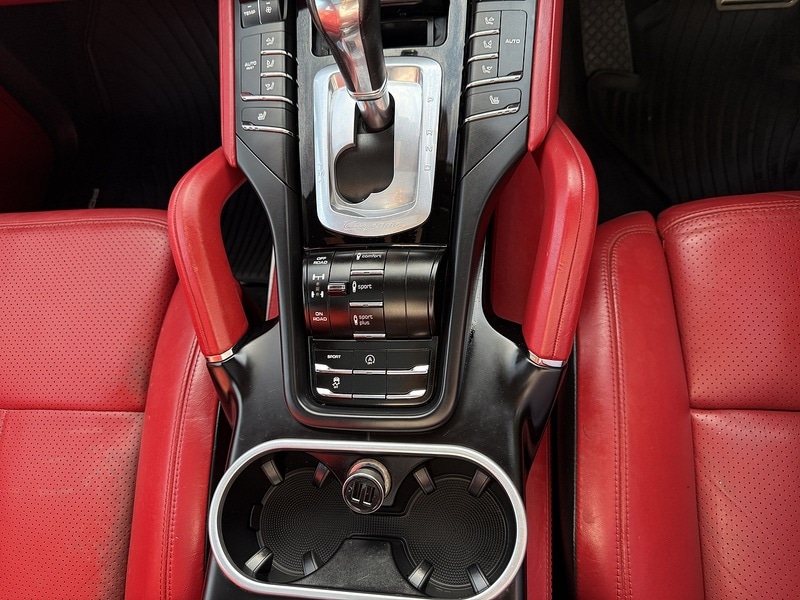 Used Porsche Cayenne 2015 for sale - 77034528: Photo 21