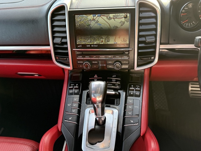 Used Porsche Cayenne 2015 for sale - 77034528: Photo 24